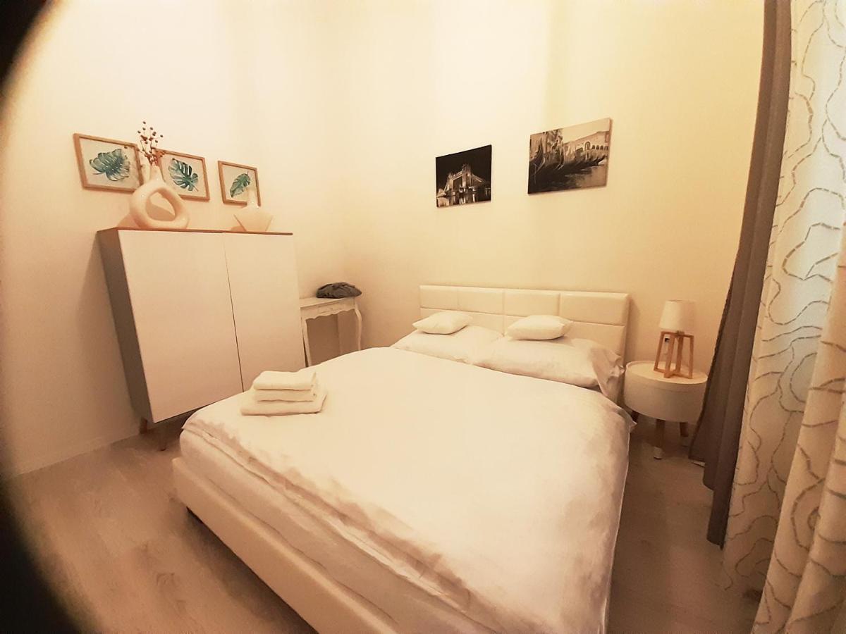 Entrez Apartment 3 - Historical Centre Košice Extérieur photo
